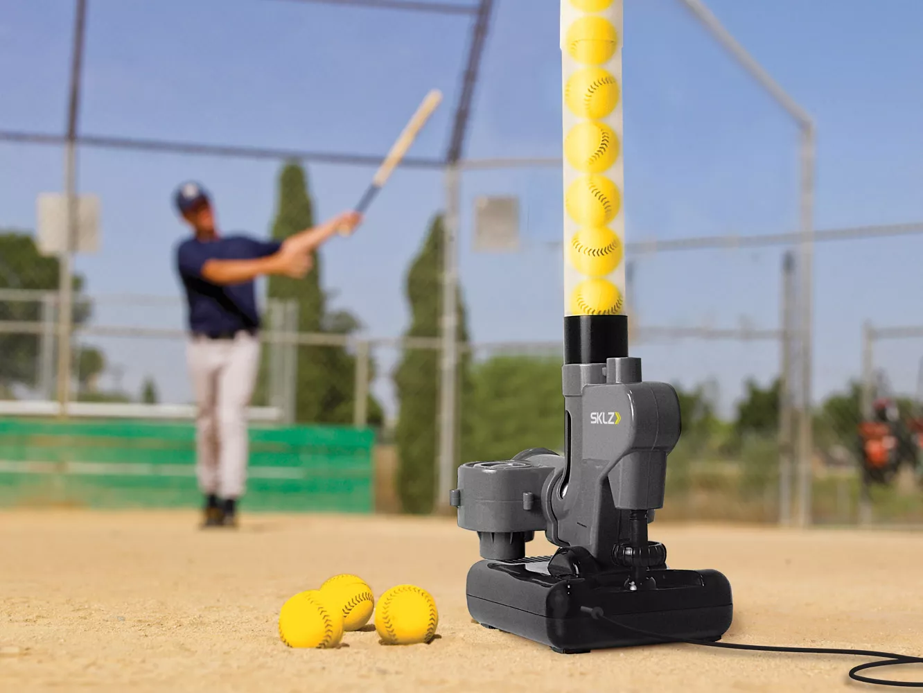 SKLZ Lightning Bolt Pro Pitching Machine 5 SKLZ Lightning Bolt Pro Pitching Machine - Image 3